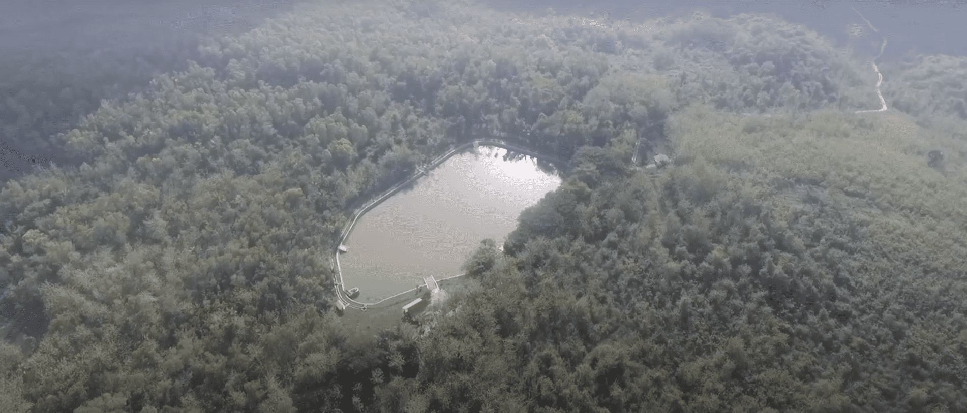 Telaga Kemuning tampak dari sudut atas