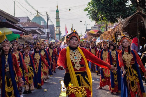 Penampilan Tari-tarian saat Kirab Budaya | Redy Eko Prastyo