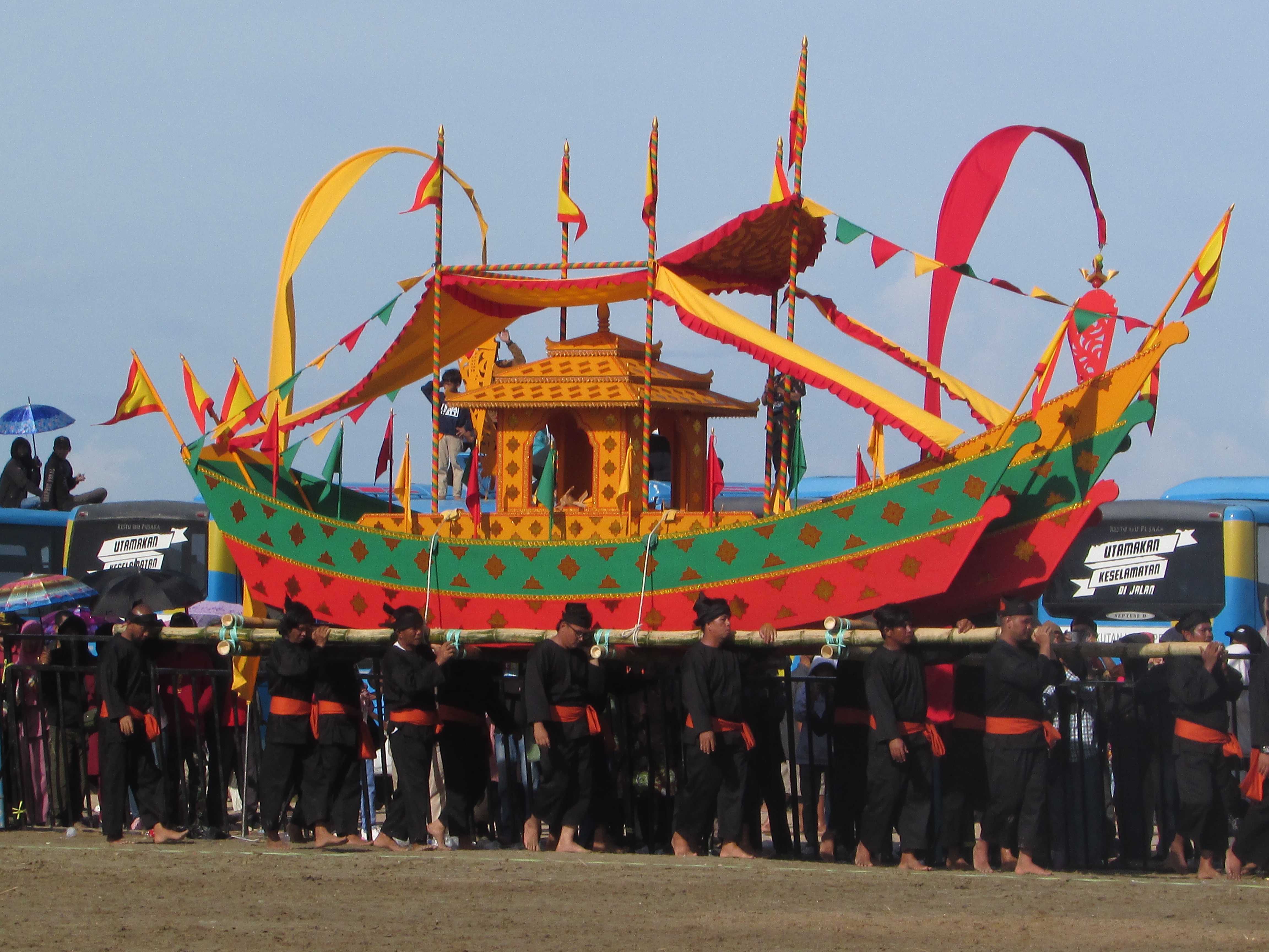 Padaw Tuju Dulung