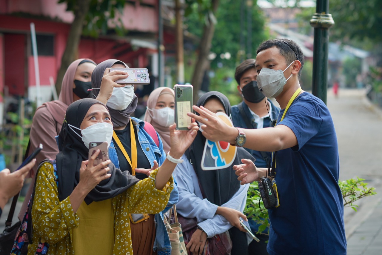 Antusiasme dalam mengenali kota lewat tur (Dokumen Pribadi).