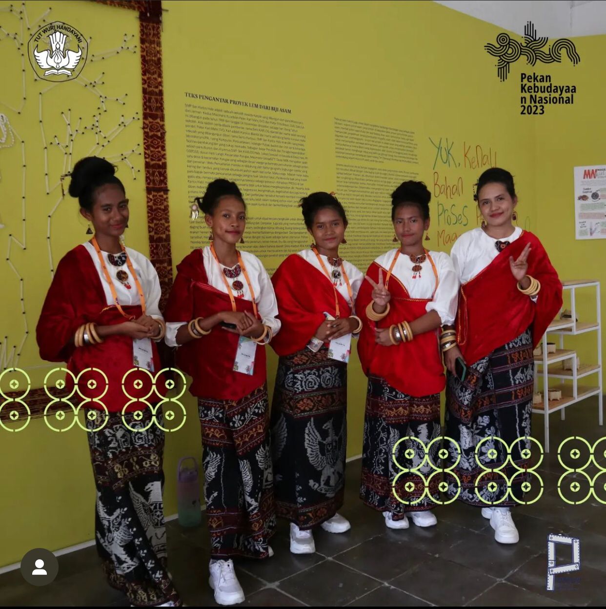 Tim Proyek Lem Biji Asam pada pameran Presisi Pekan Kebudayaan Nasional