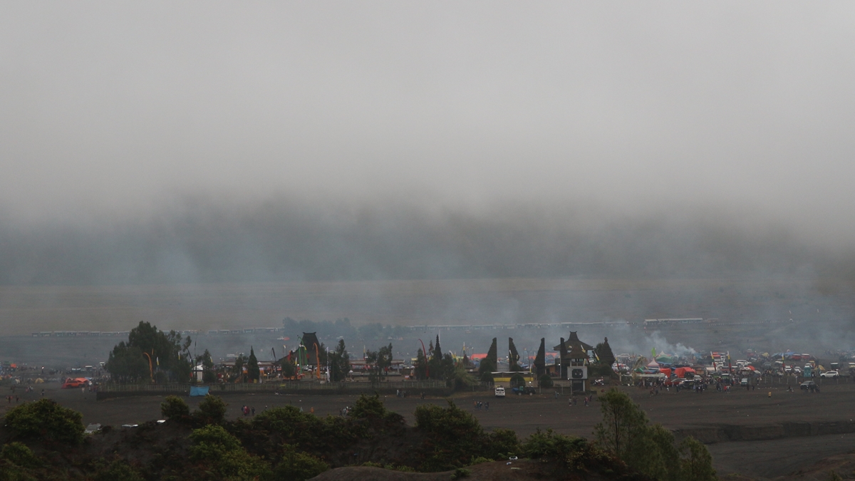 Suasana Pura Luhur Poten saat Yadnya Kasodo