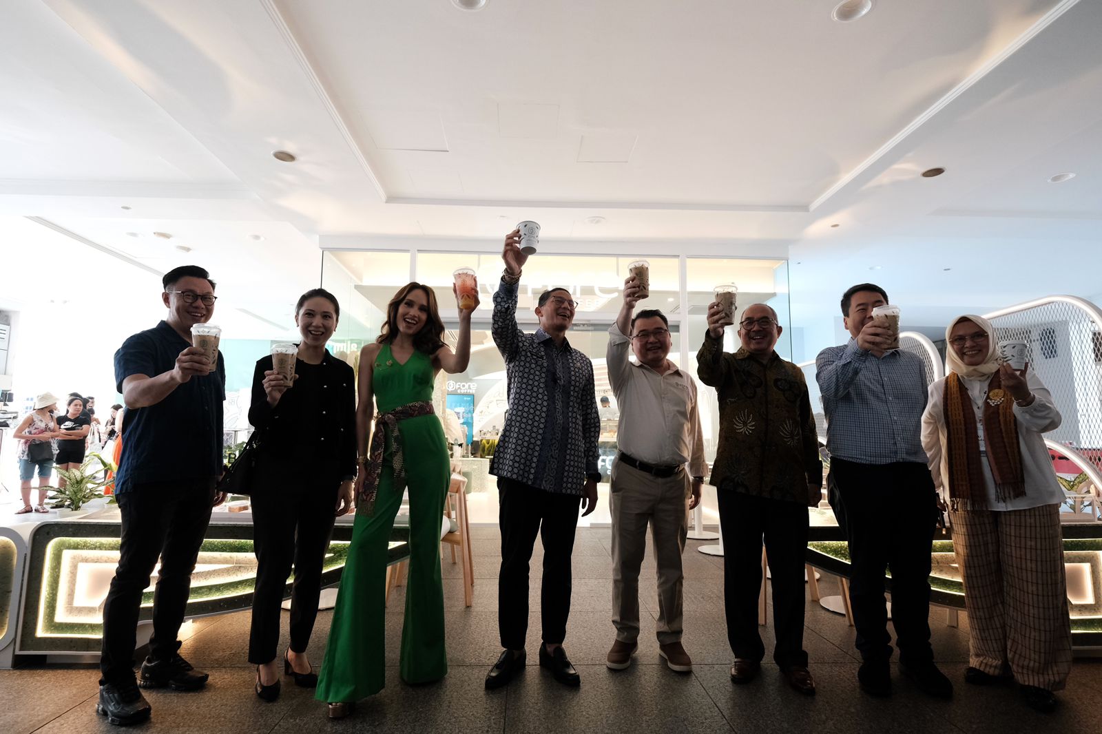 Pembukaan gerai Fore Coffee di Singapura