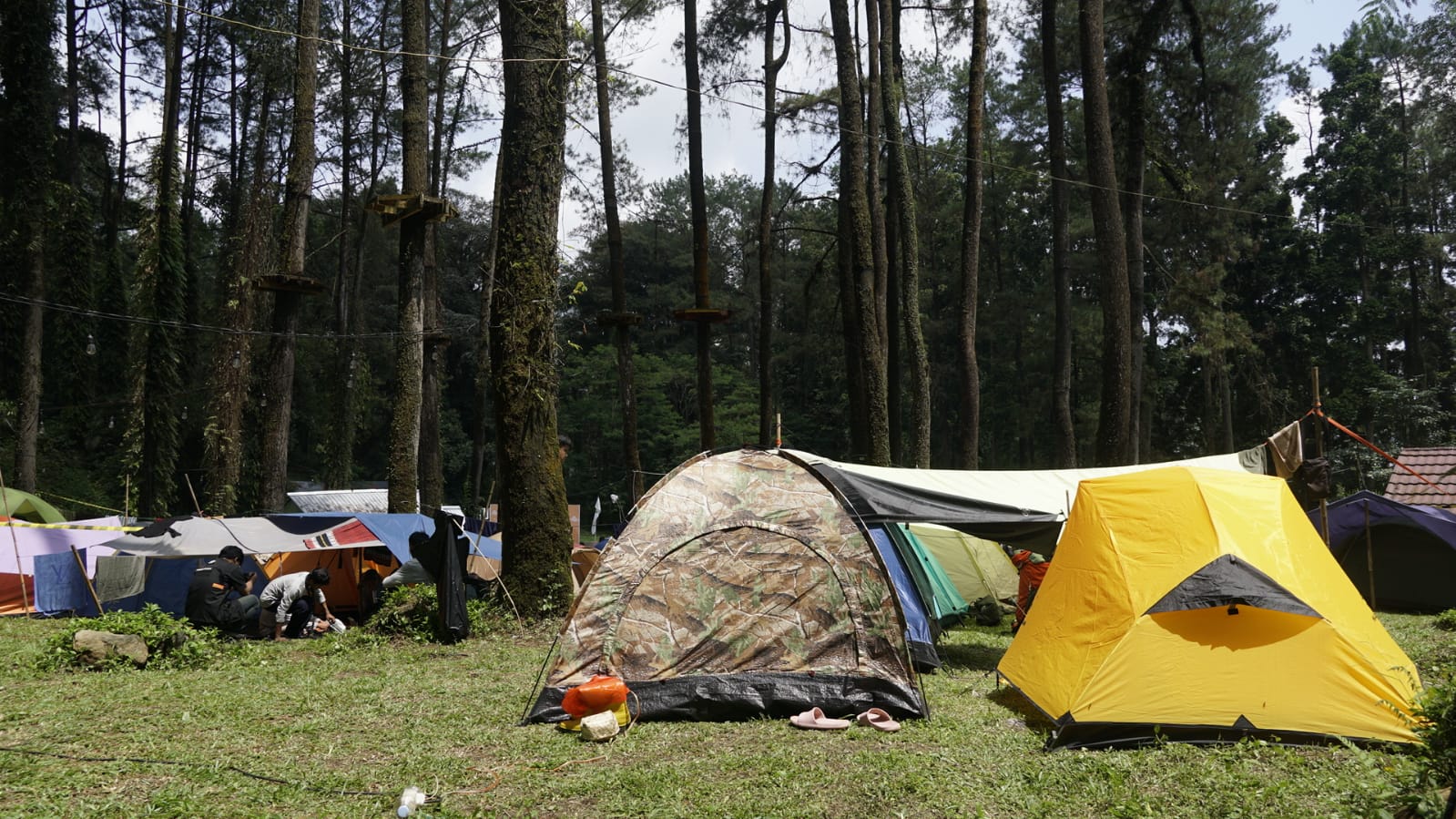 Kemah Relawan/Dompet Dhuafa