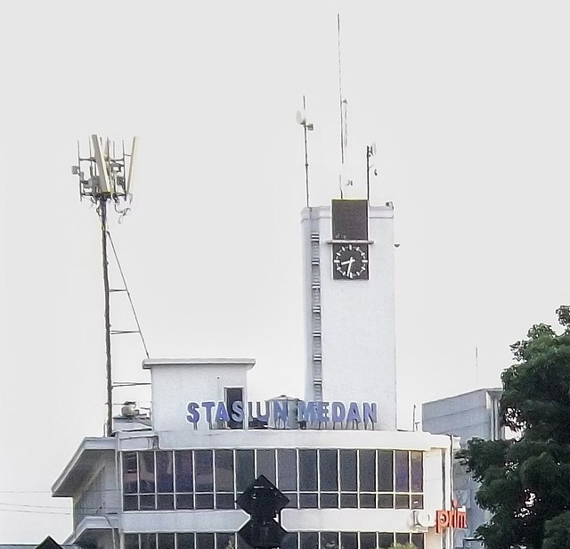 Sumber: Wikipedia Commons : Fadhil Dimas Nabilah