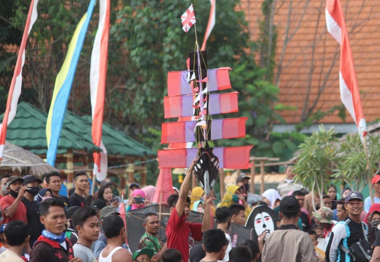 Festival Layang-layang | Foto: Kemenparekraf/jadesta.kemenparekraf.go.id