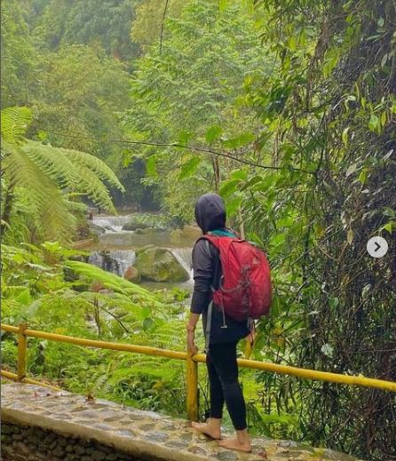 hiking di curug pangeran