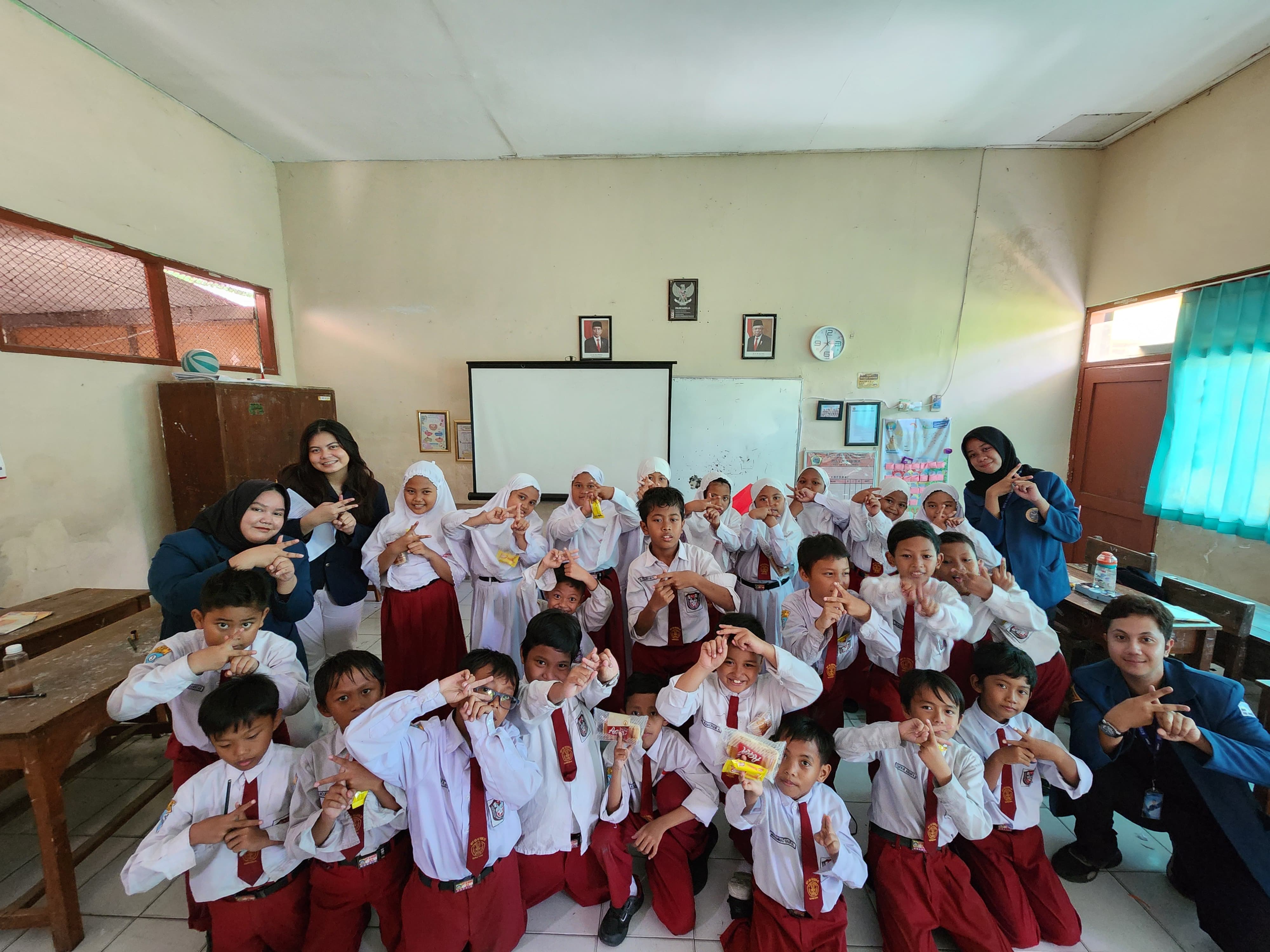 Foto Bersama Kelas III