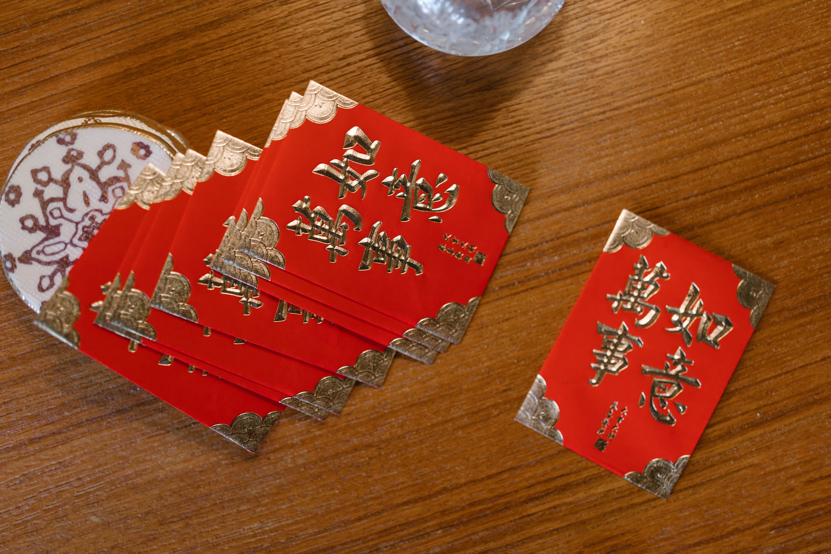 Angpao dalam Tradisi Tionghoa by RDNE Stock project