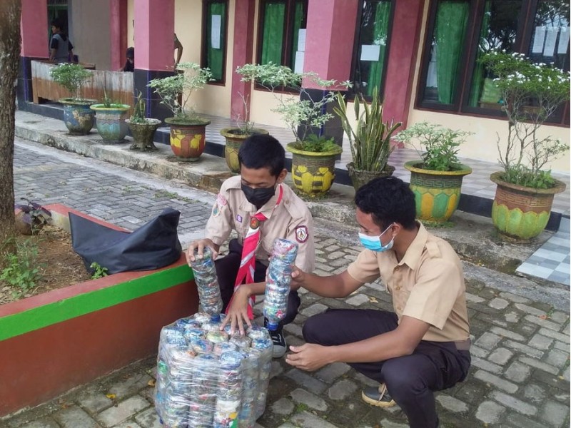 dok. SMPN 1 Simpang Empat/Ecobrick
