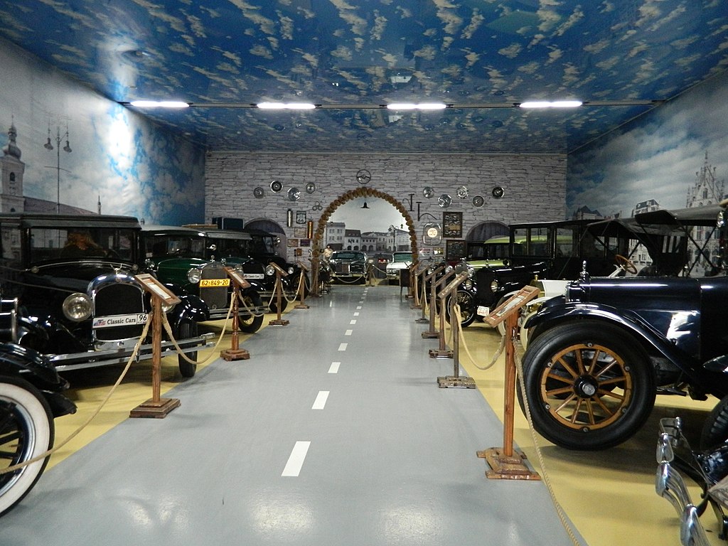 Tempat Wisata Jawa Timur_Museum Angkut