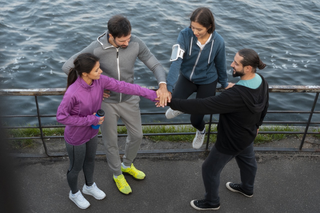 Olahraga ringan dapat menjadi mood booster yang efektif di tengah kesibukan Kawan