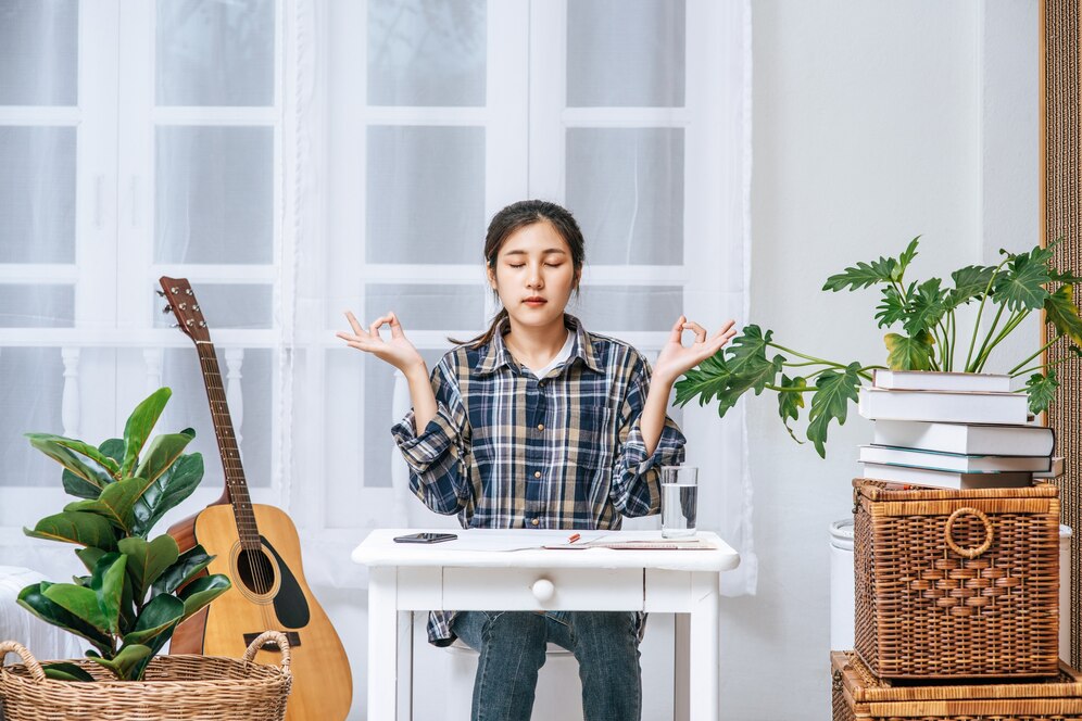 Menemukan Kebahagiaan Sejati, Berlatih Mindfulness untuk Menghadirkan Kedamaian dalam Hidup