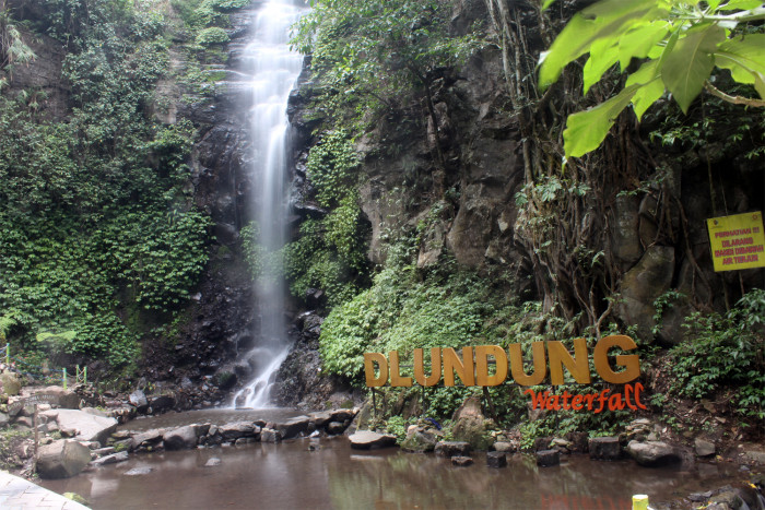 Wisata Trawas_Air Terjun Dlundung 