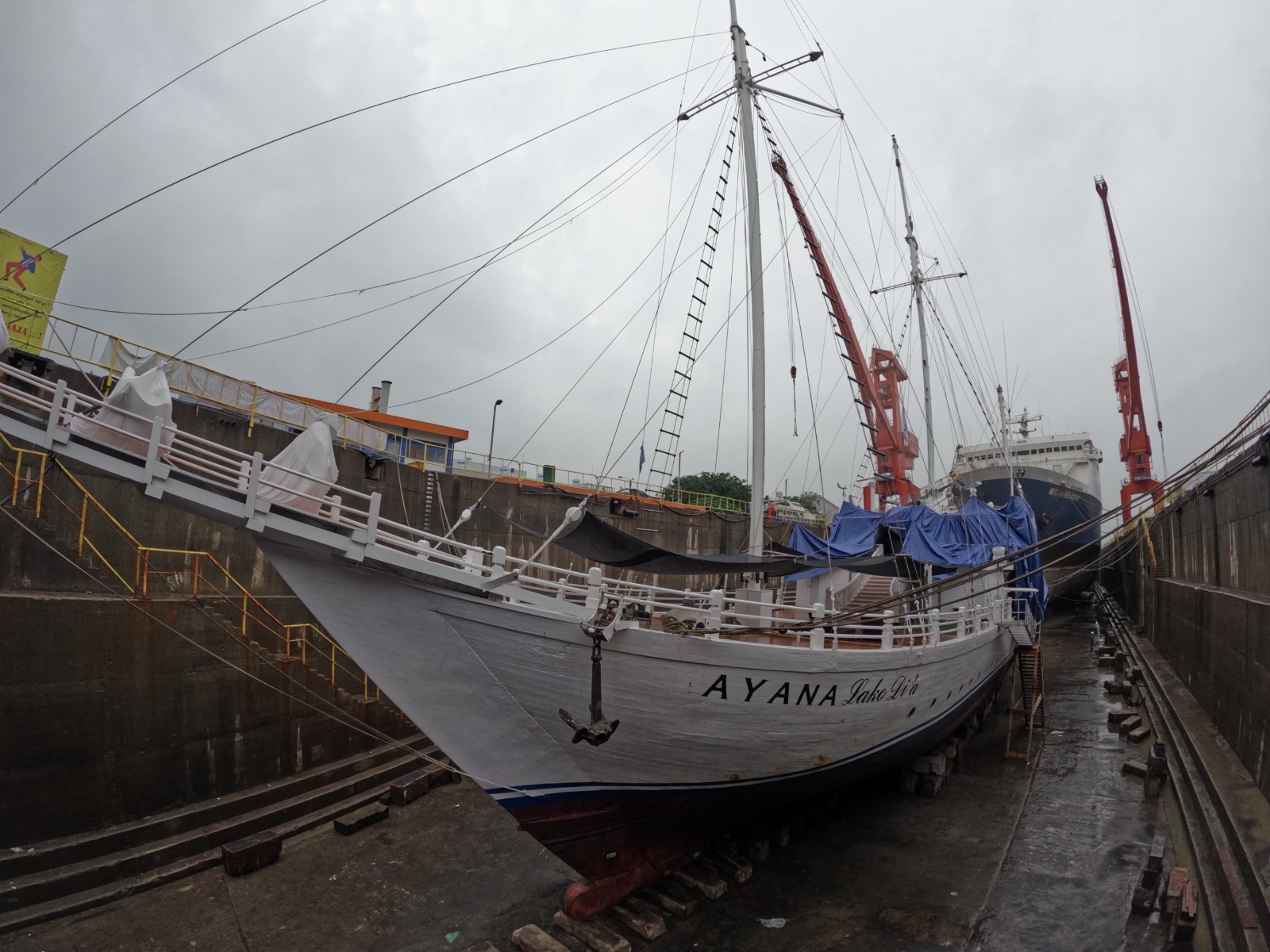 Kapal Ayana Lako Di’a/PT PAL
