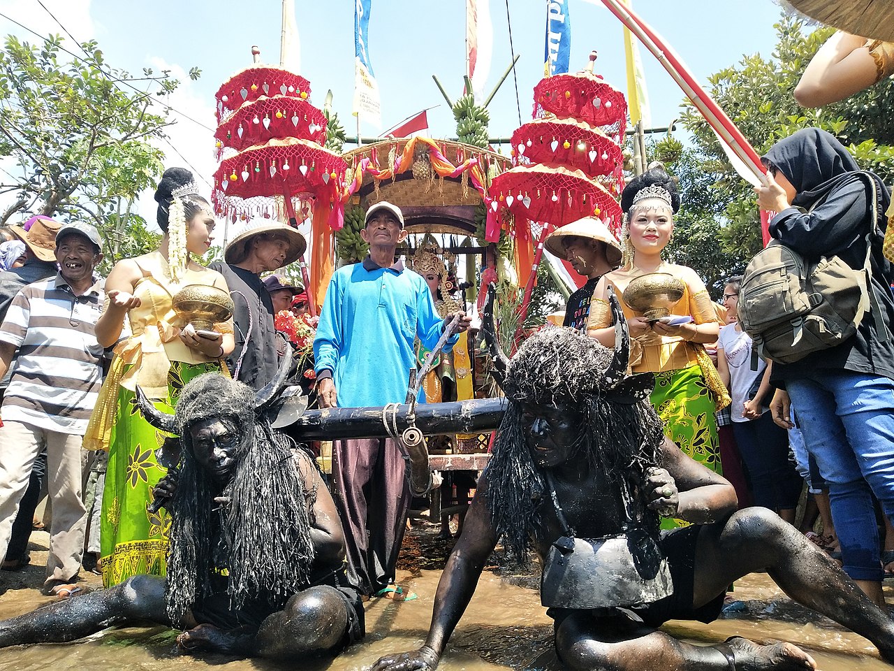 Upacara Adat Jawa Timur_Kebo-Keboan Alas Malang, Banyuwangi