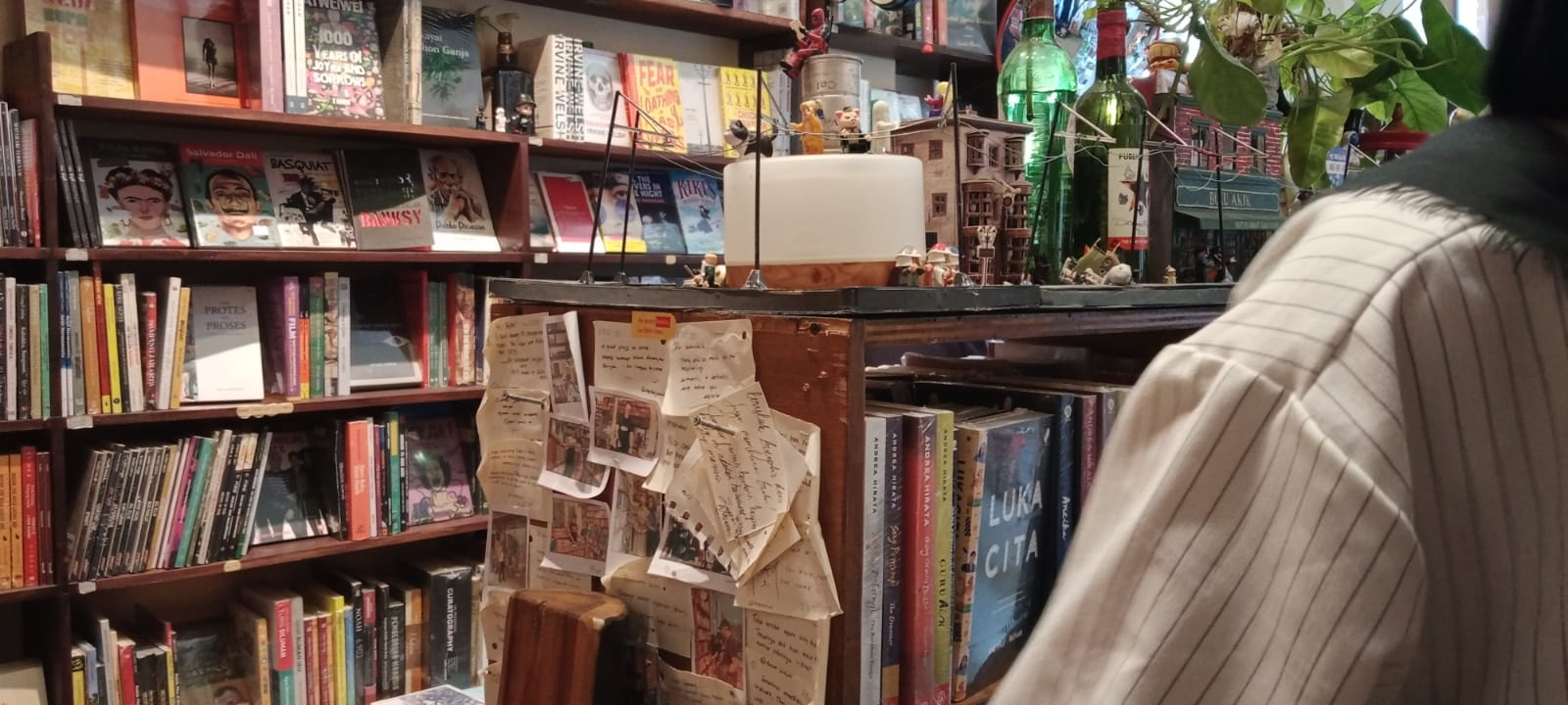 Saat berkunjung di Buku Akik