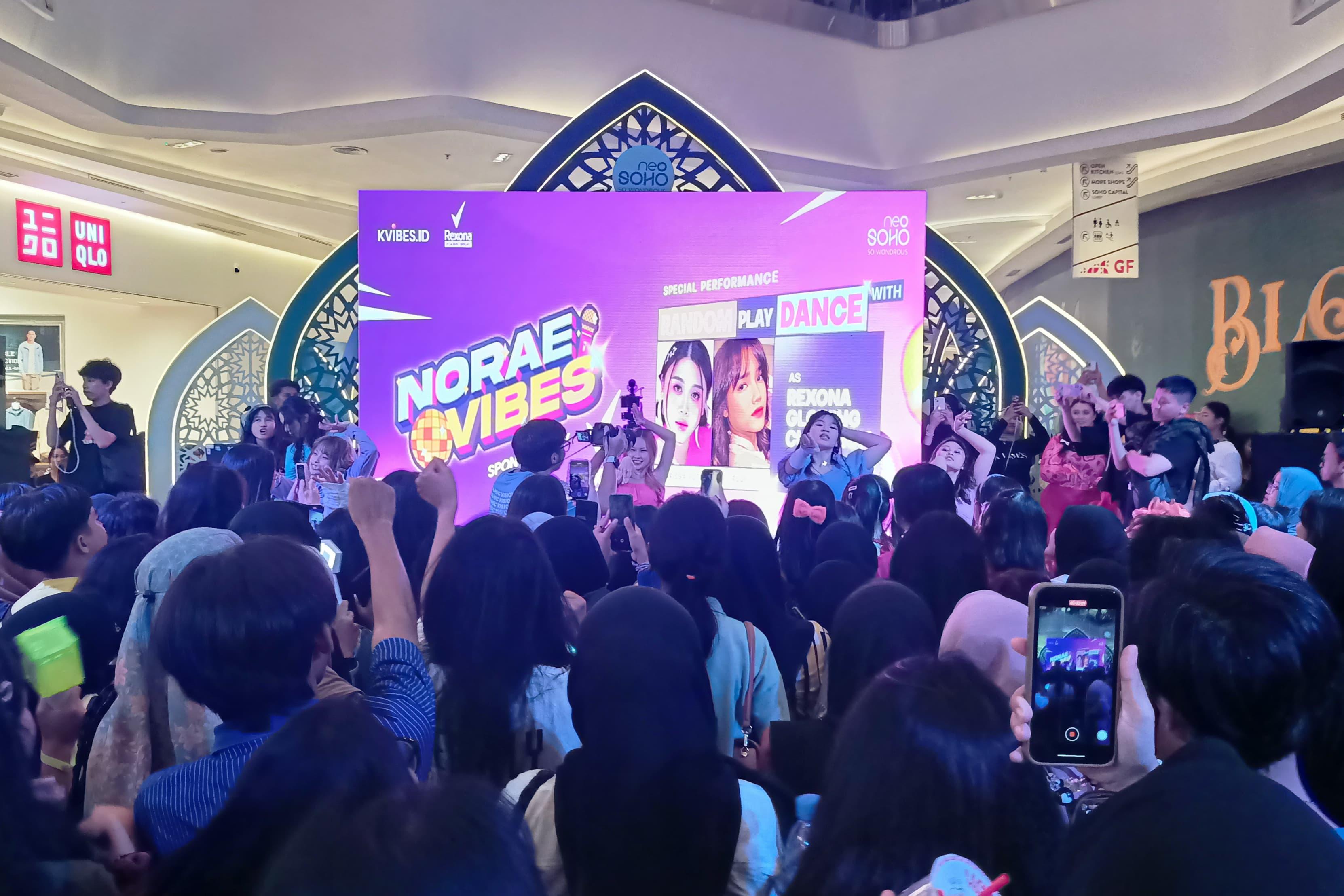 Random Play Dance bersama Invasion DC. (Dok. pribadi/Indah Ramadhani)
