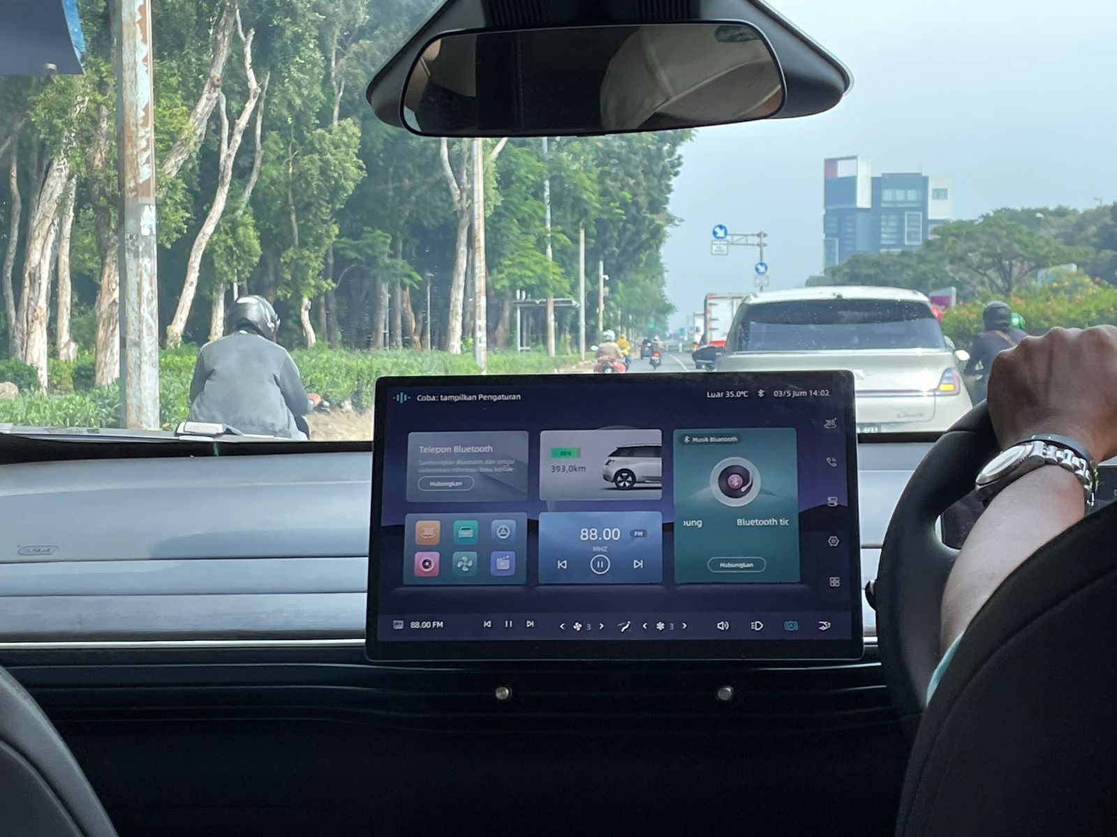 Teknologi Cloud EV/RizkyKusumo