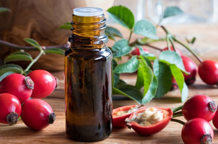 Rosehip oil © organicfact
