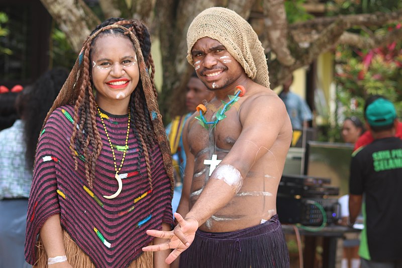 budaya dan keramahan papua di raja ampat