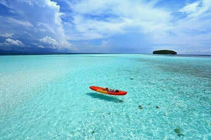 pasir timbul raja ampat papua