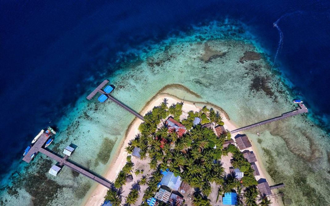 desa arborek raja ampat papua