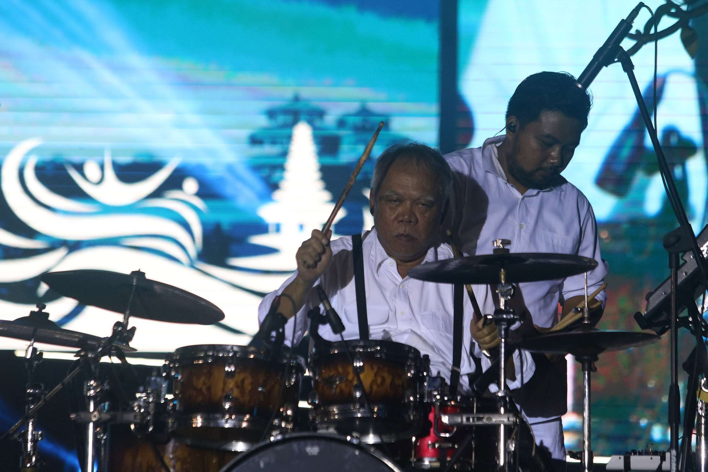 Pak Basuki Tabuh Drum dalam Penutupan World Waterf Forum 2024