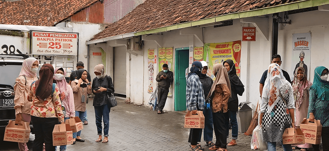 merek bakpia jogja terpopuler - bakpia pathok 25