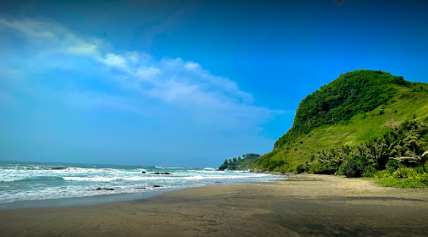 aktivitas yang bisa dilakukan di pantai pecaron kebumen