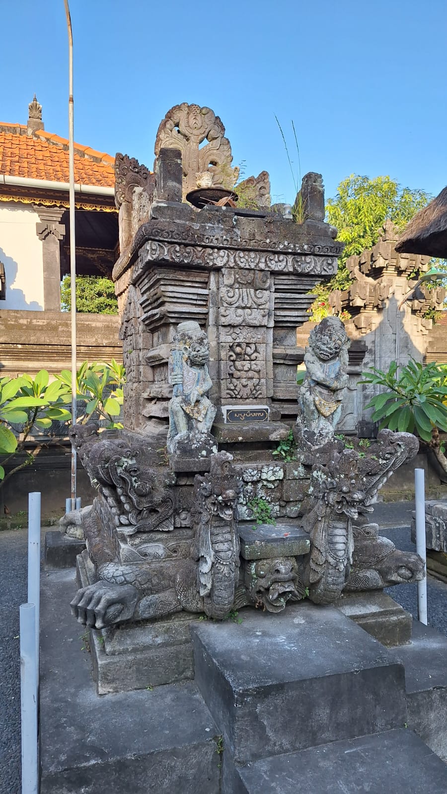 Palinggih Sapta Patala. Foto: Dokumentasi Pribadi