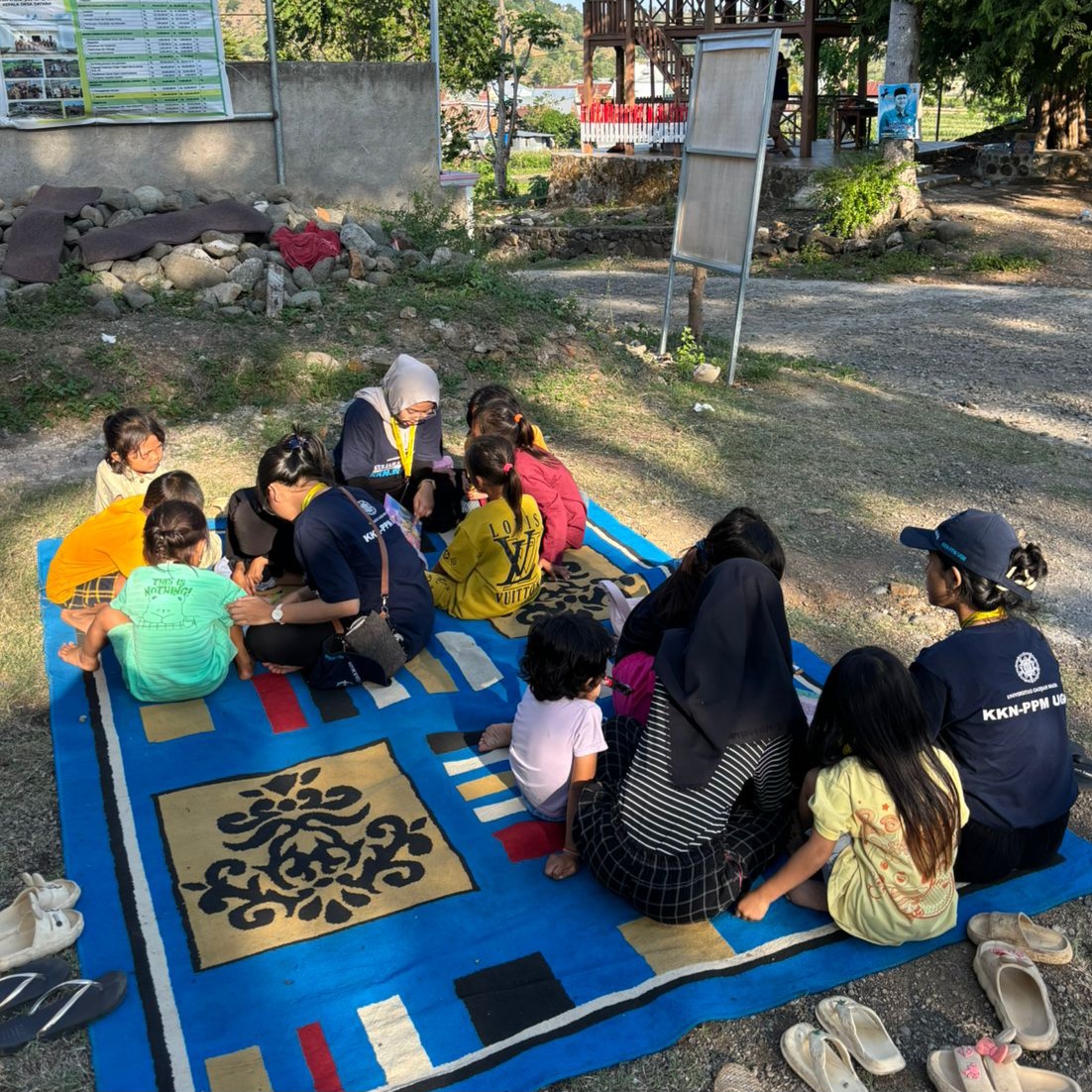 Kegiatan storytelling di Pojok Baca