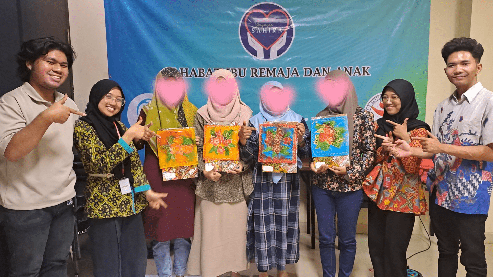Batik yang dibuat oleh peserta program