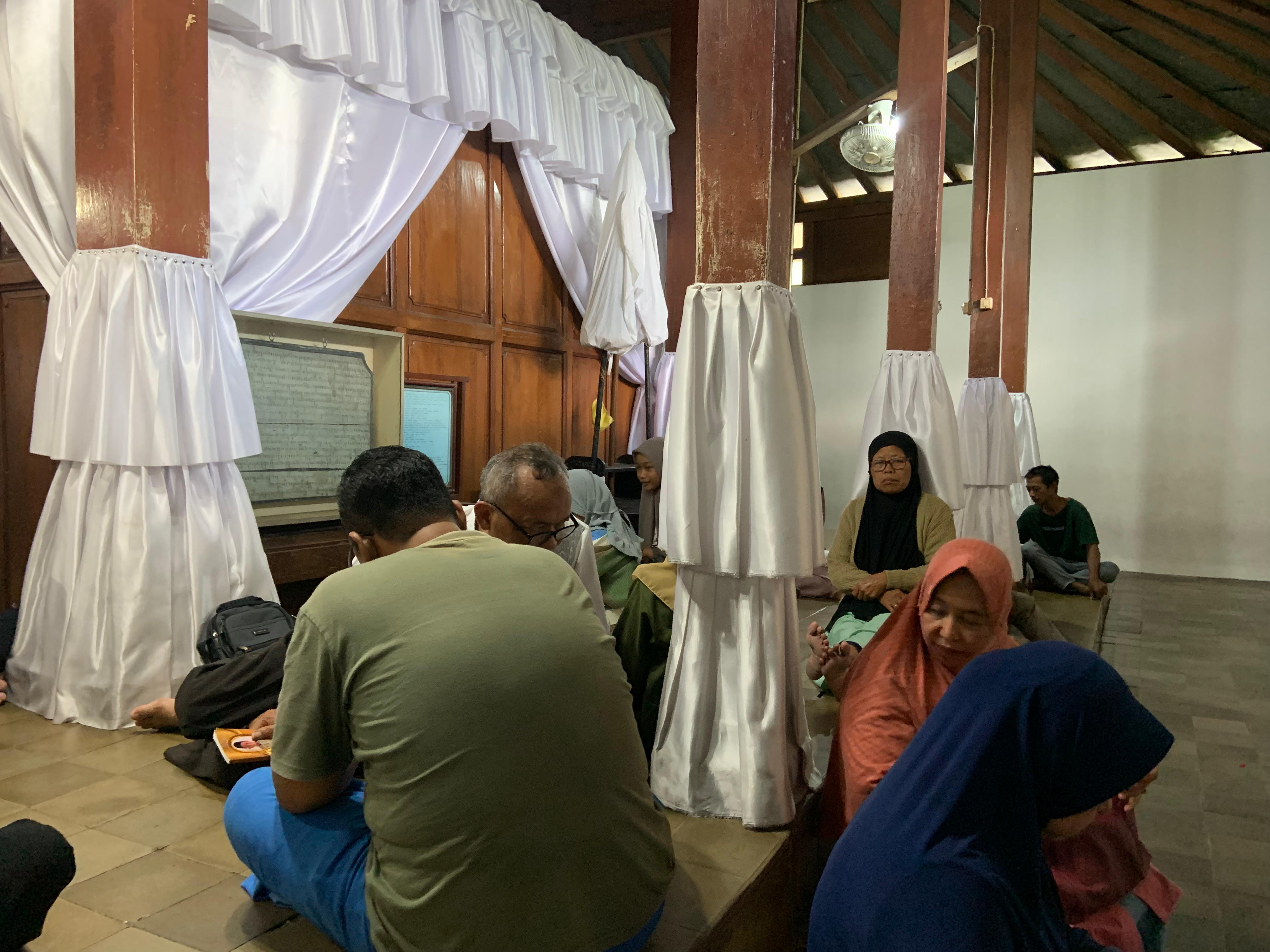 Pasareyan utama Makam Sunan Tembayat © Aida Rachmawati, Tim Humas dan Publikasi KKN PPM UGM Sobat Bayat 2024