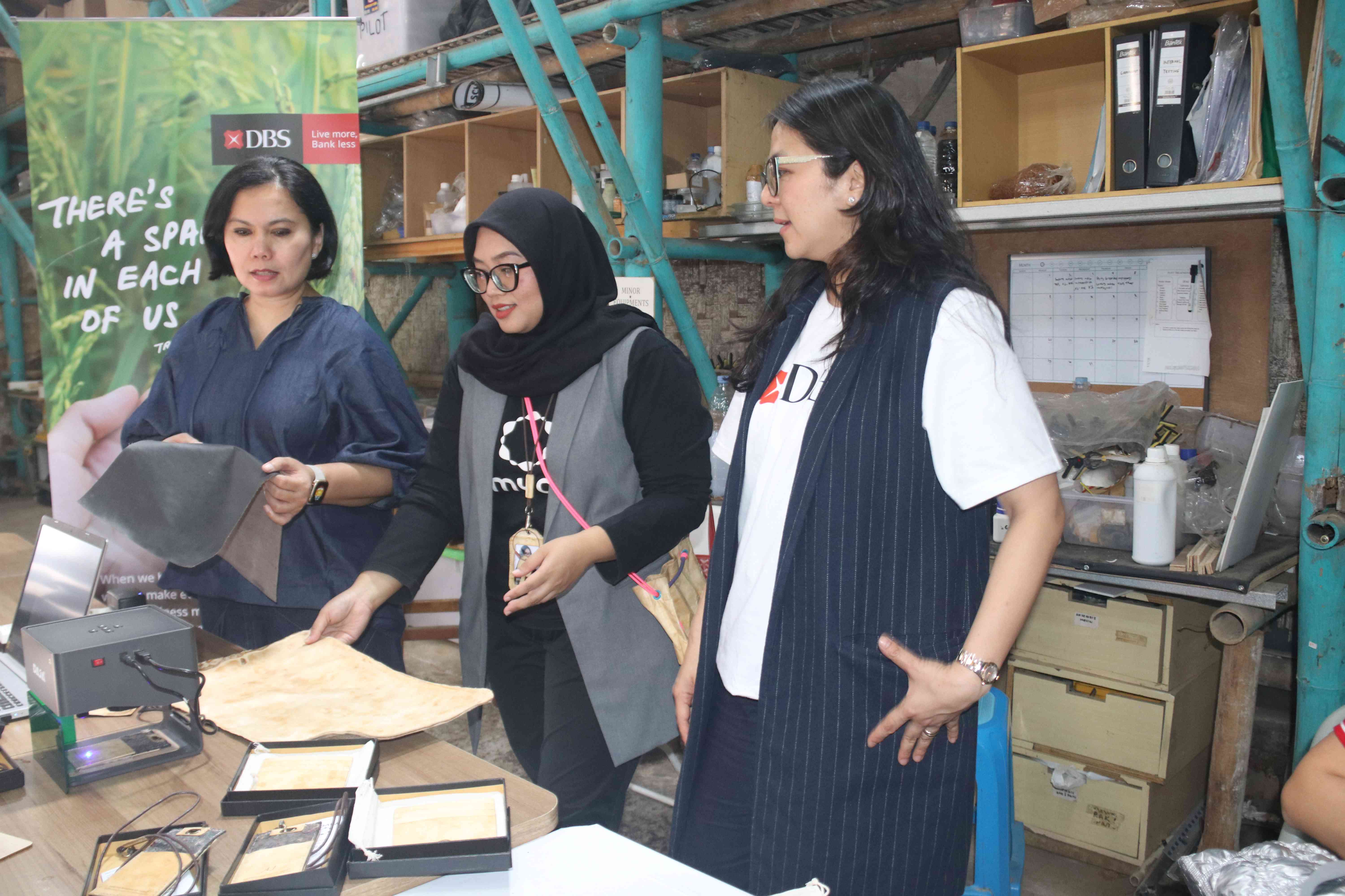 Penerima dana hibah/DBS indonesia