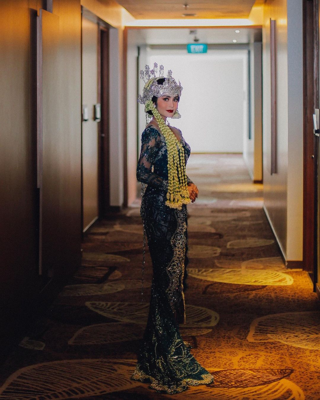 Kebaya Sunda | Sumber: instagram.com/debisagita