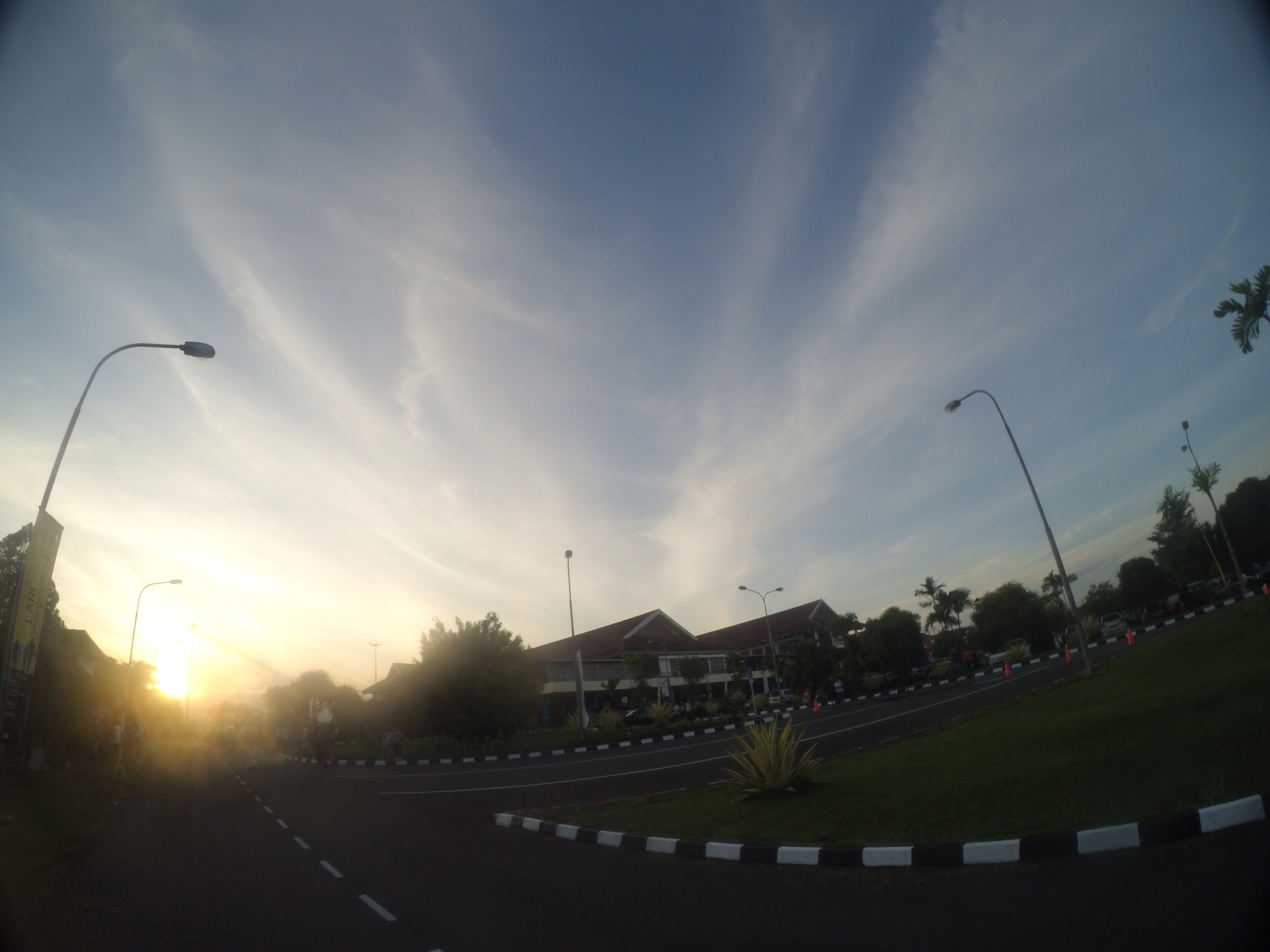 Bandara Sam Ratulangi, bandara Indonesia terbesar di bibir pasifi | foto Akhyari Hananto