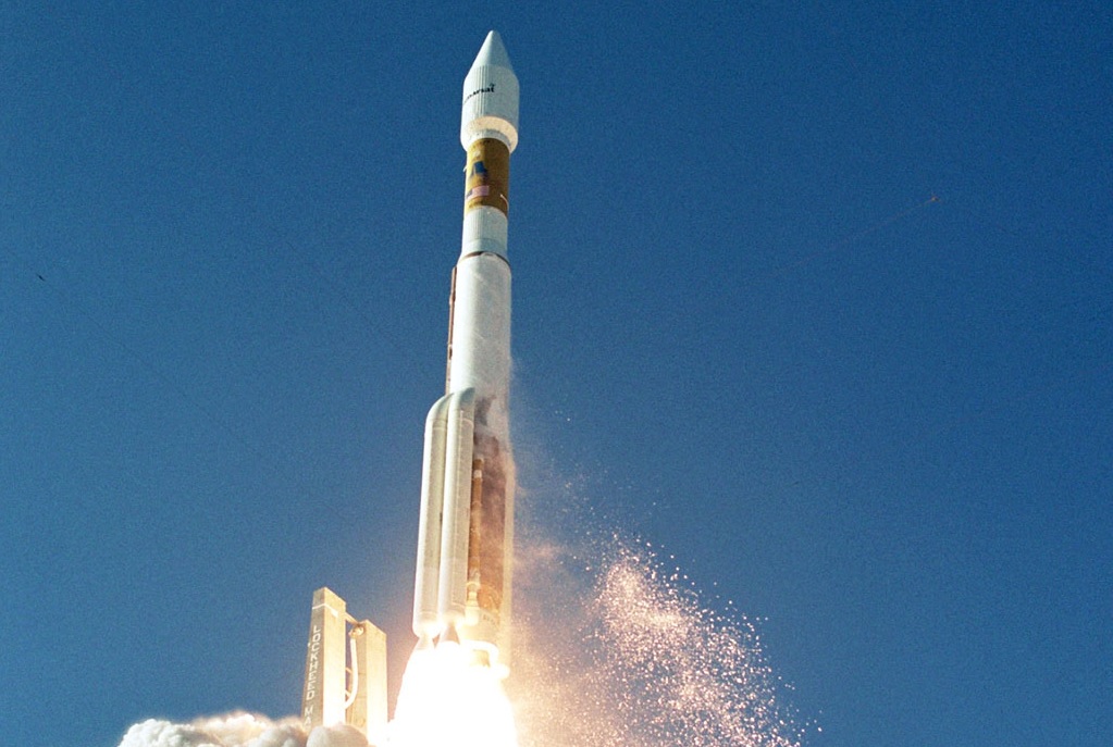 Atlas V milik NASA (Foto: Spacedaily.com)