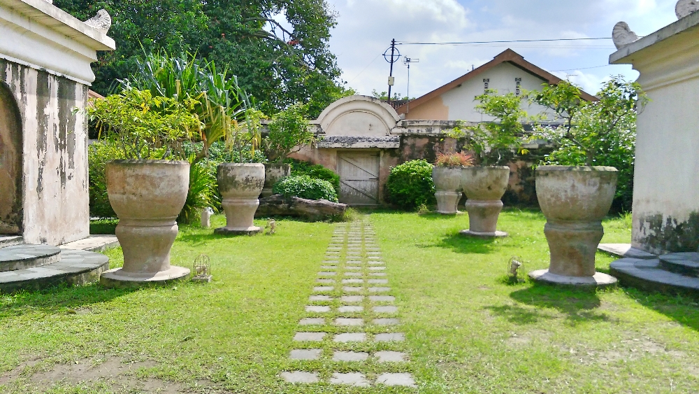 Taman di pintu masuk Pemandian Umbul Binangun (Foto: Bagus DR/GNFI)
