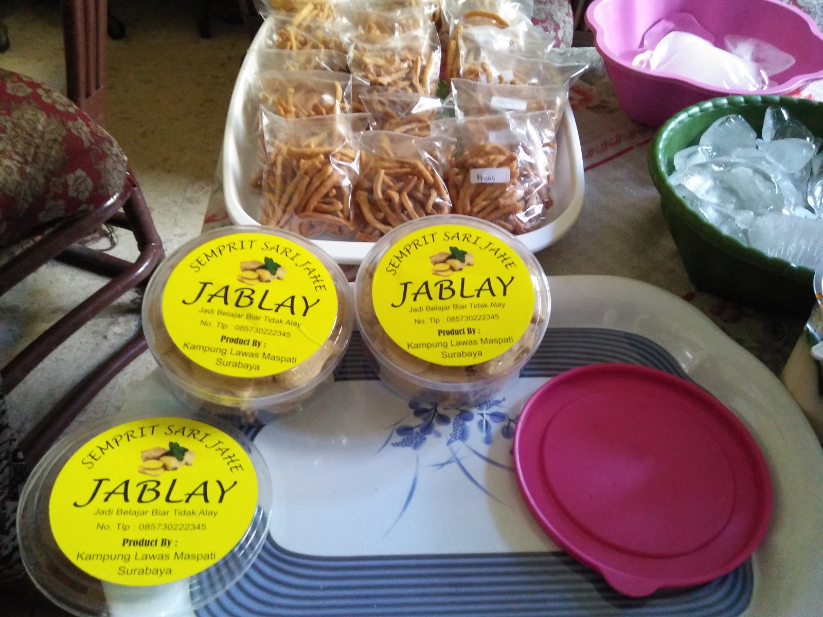 Aneka makanan hasil kreasi masyarakat Kampung Lawas Maspati