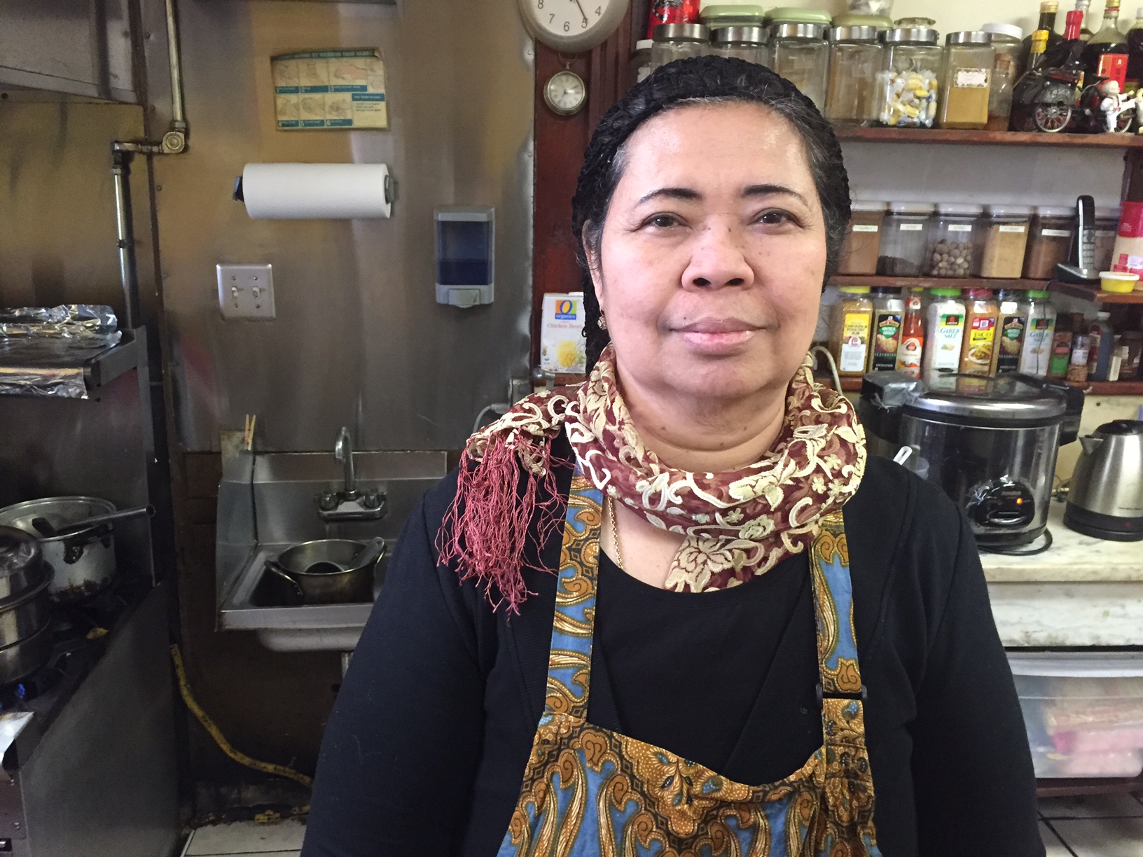 Bu Ena Widjojo Hardena Waroeng Surabaya (philadelphianeighborhoods.com)