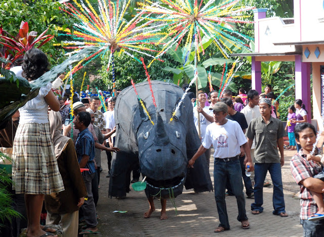 tradisi nyadran di semarang, cara unik masyarakat siwarak semarang, memperingati isra mi'raj